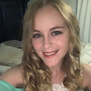 Meet your Posher, Kari